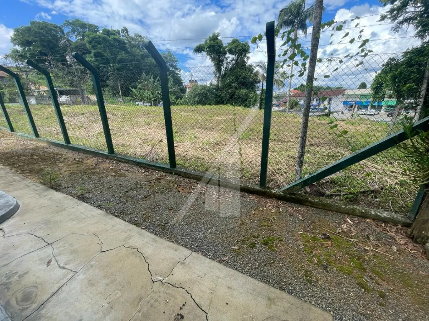 Excelente Terreno no bairro Passo Manso a poucos metros da rua Johann G H Hadlich. — foto 3