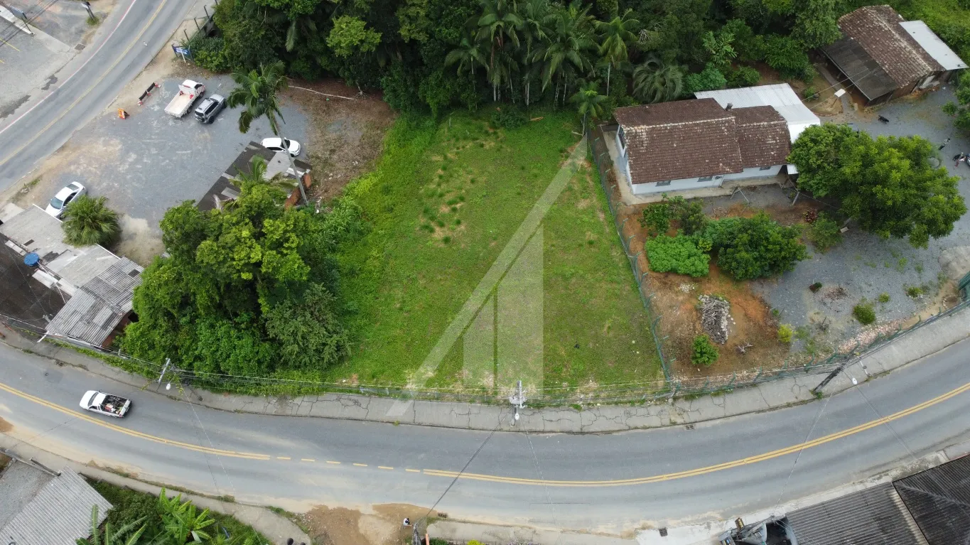 Excelente Terreno no bairro Passo Manso a poucos metros da rua Johann G H Hadlich. — foto 4