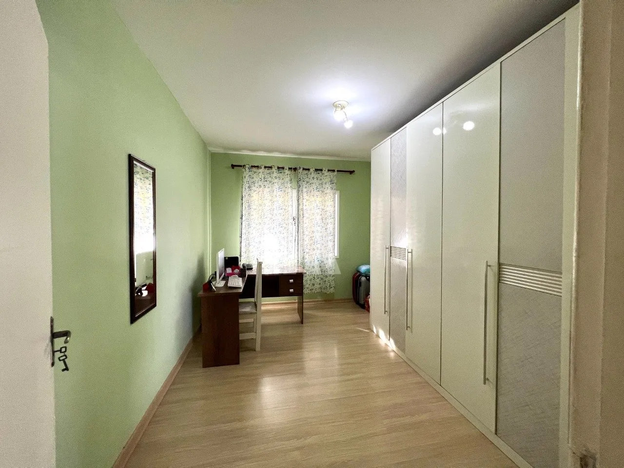 Casa com 3 quarto(s) à venda no bairro Saguaçu em Joinville, por R$ 1.300.000.00. — foto 7