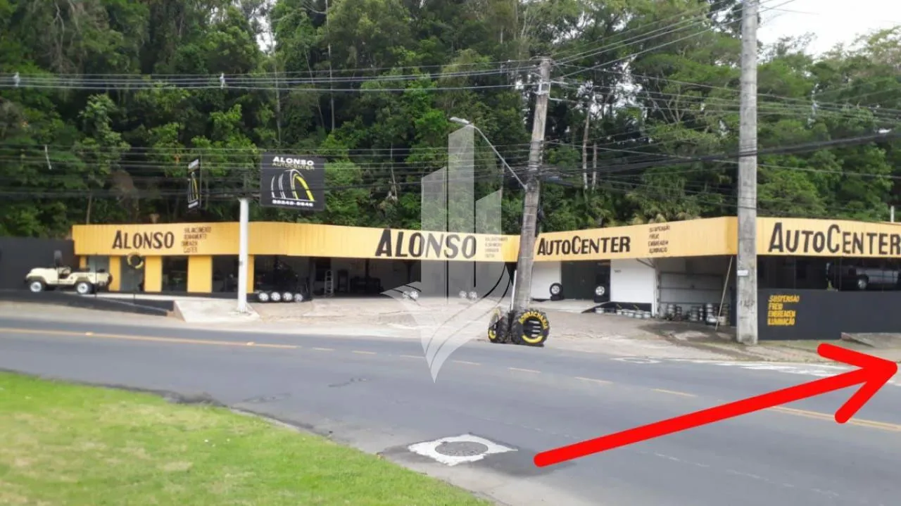 Terreno com amplo espaço para montar seu negócio no bairro da Velha. — foto 7