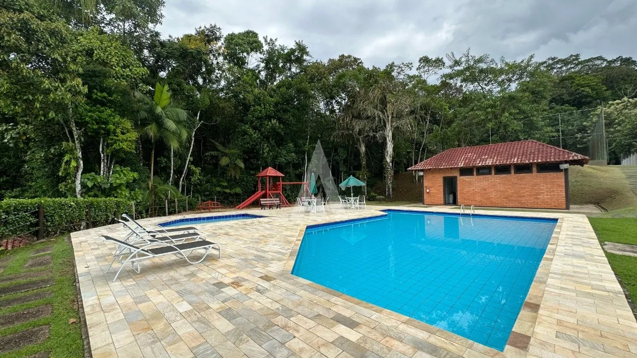 Terreno Condomínio à venda no bairro Saguaçu em Joinville, por R$ 1.600.000.00. - foto 1