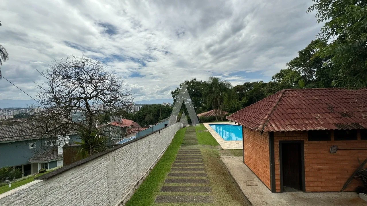 Terreno Condomínio à venda no bairro Saguaçu em Joinville, por R$ 1.600.000.00. — foto 2