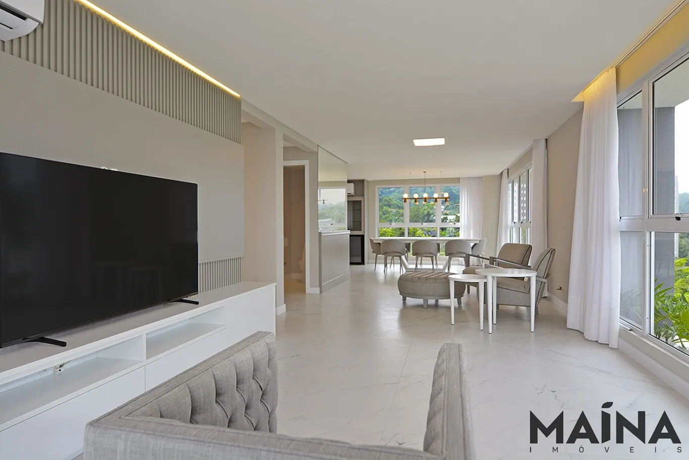 Excelente oportunidade, apartamento de alto padrão mobiliado e financiado direto com a construtora. 200,00 m privativa com 3 suíte por R$ 2.800.000,00 - Blumenau/SC - foto 1