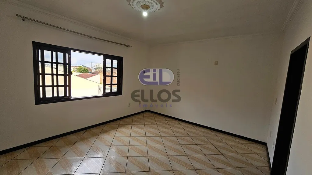 Casa 4 quartos no bairro Adhemar Garcia — foto 2