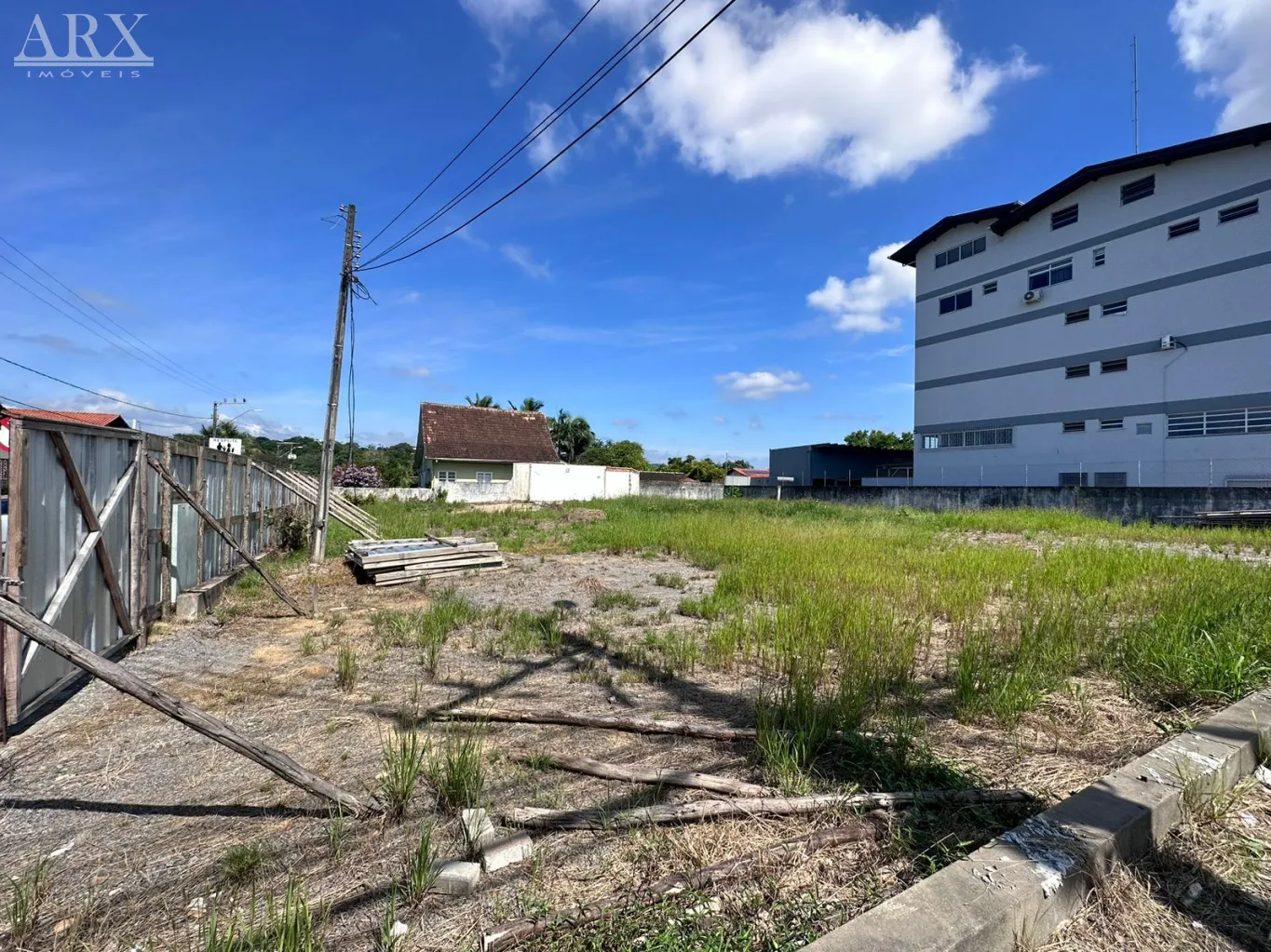 terreno lindo e plano - foto 1