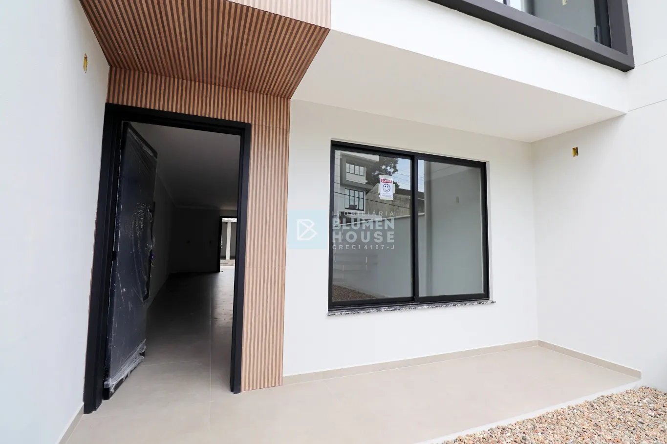 Sobrado com excelente padrão de acabamento no bairro da Velha! — foto 3