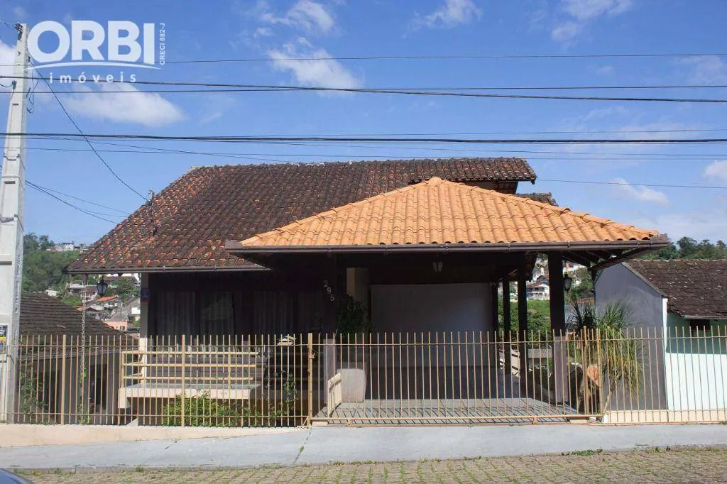 Casa com 4 dormitórios à venda, 206 m por R$ 750.000,00 - Escola Agrícola - Blumenau/SC — foto 2