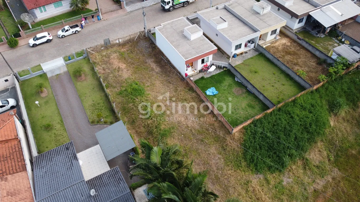 Amplo terreno com topografia plana, para empreendimento residencial ou comercial; - foto 1
