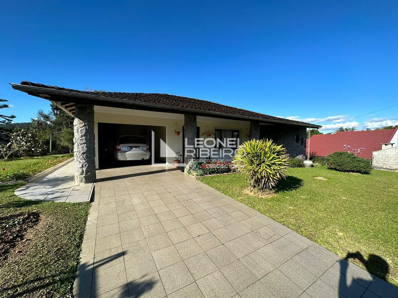 Casa à venda com 3 dormitórios no bairro Araponguinhas em Timbó/SC — foto 4