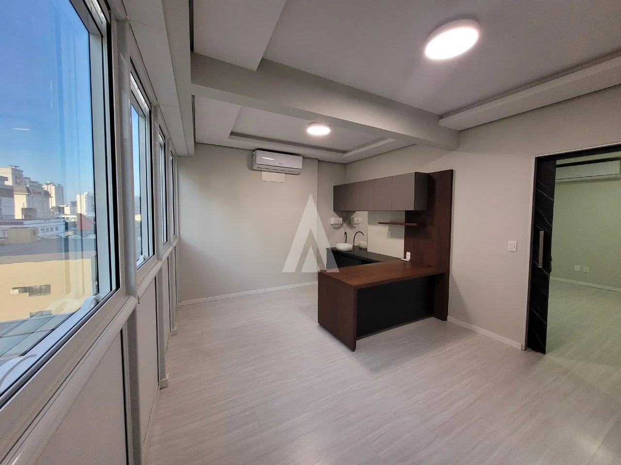 Sala/Escritório à venda, 39m² na região do bairro América, próximo à Rua XV de Novembro, Joinville — foto 3