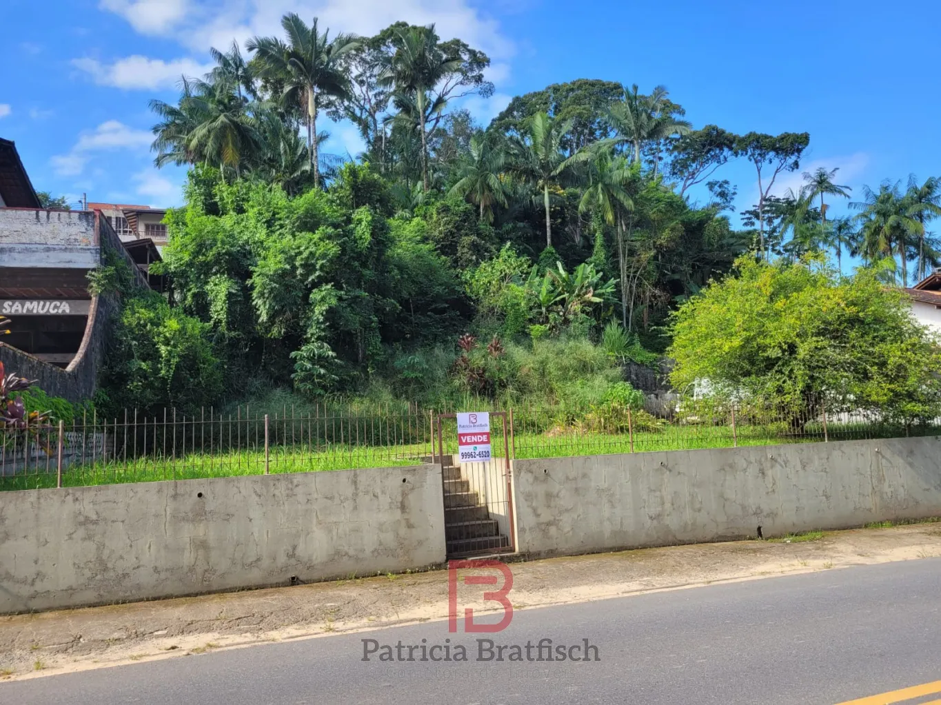 Terreno em corredor de serviço. Comercial e ou residencial. Frente para rua Julio Michel ZR3/CS2. — foto 2
