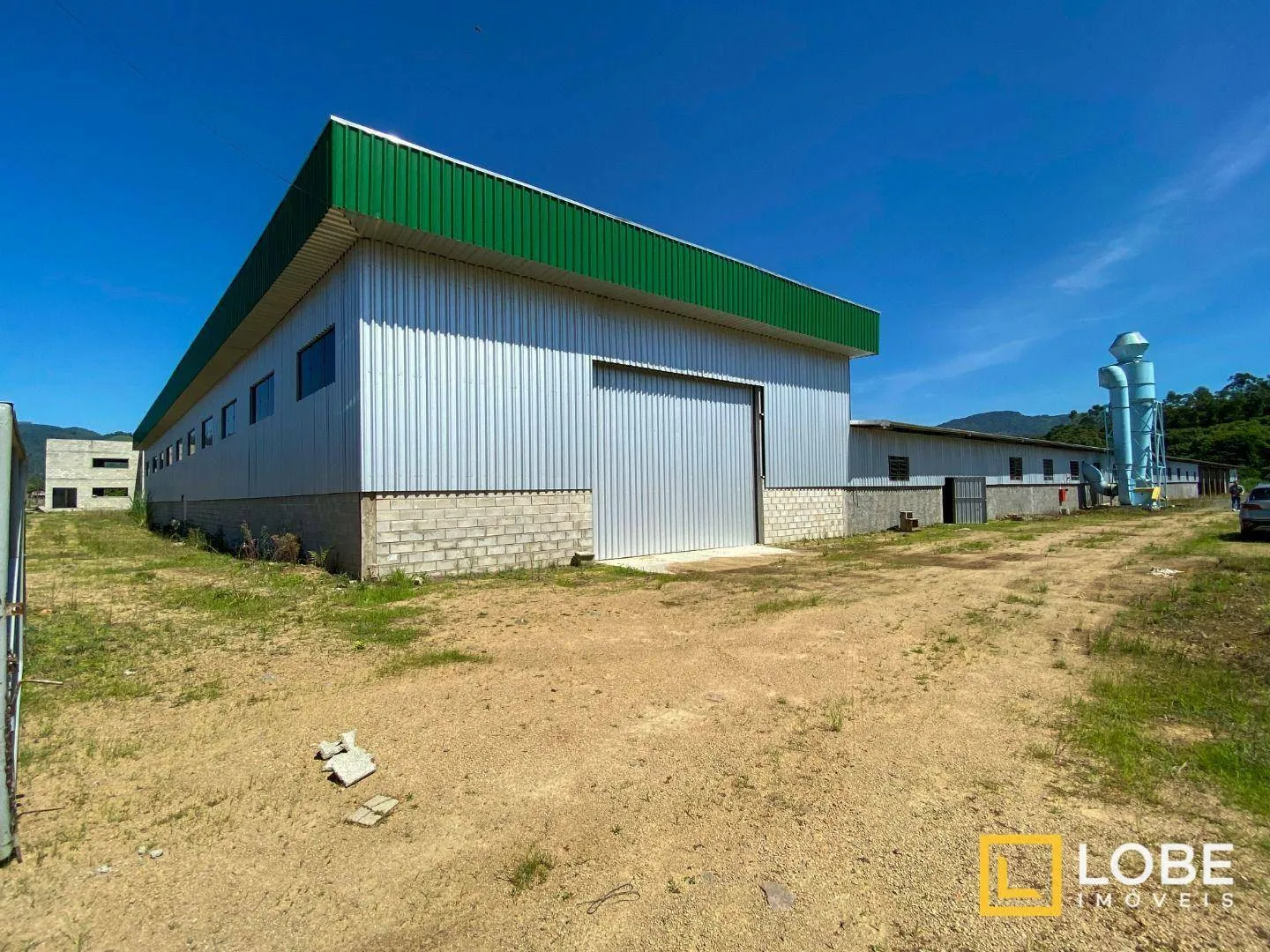 Galpão à venda, 20 vagas, 3500m² na região do bairro Arapongas, próximo à Rua Augusto Maas, Indaial — foto 2
