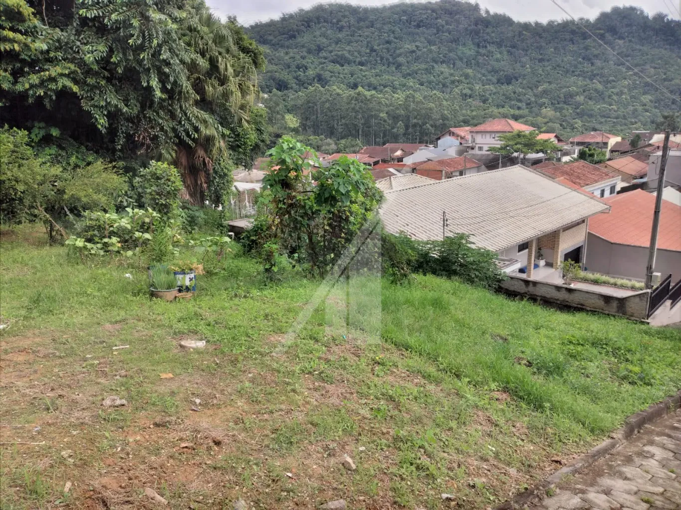 - ABELARDO IMÓVEIS - Excelente terreno com 285 m pronto para construir, em ótima localização no Bairro da Velha - Blumenau/SC. — foto 2