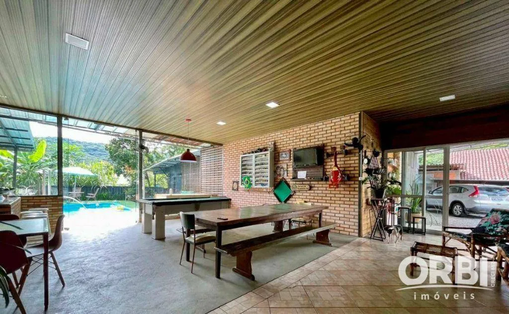 Casa com 3 dormitórios à venda, 585 m por R$ 1.129.000,00 - Belchior Central - Gaspar/SC - foto 1