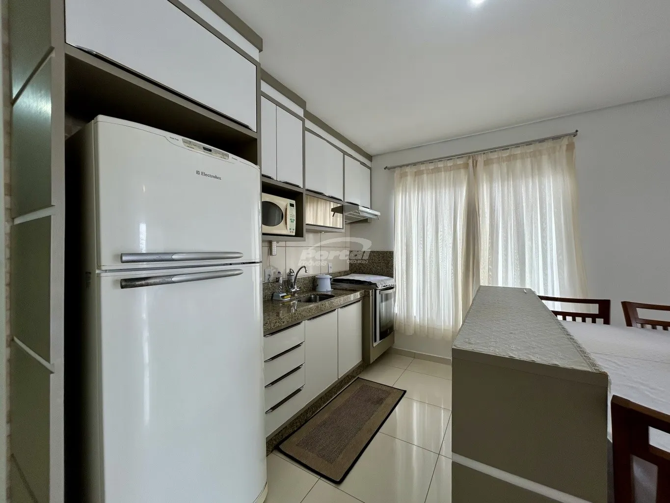 Apartamento mobiliado disponível para locação no bairro Itacolomi - Balneário Piçarras. (Cód. 14043) — foto 7