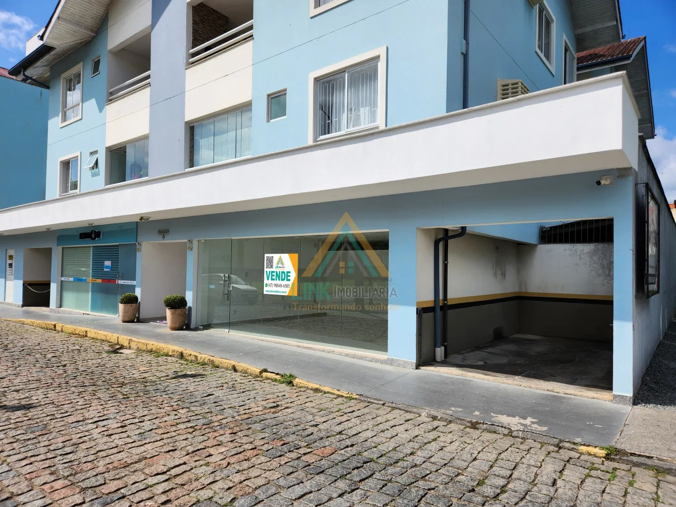Sala Comercial no Centro da Cidade de Pomerode, com 53,65m de Área Privativa e Área Total de 63,87m. — foto 4