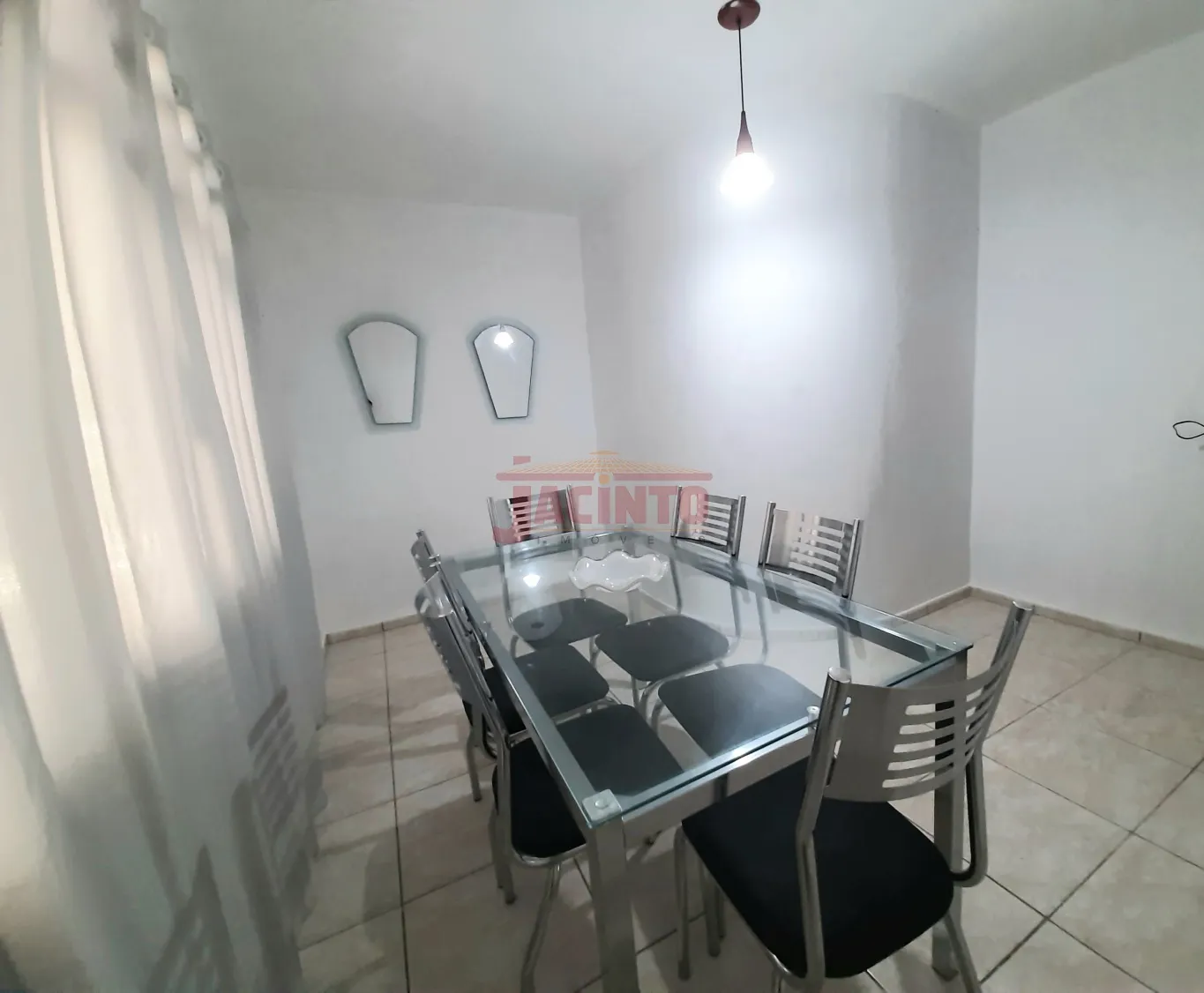 Linda propriedade, contendo 5.180m de terreno e 280m construído, último imóvel da rua sem saída e tranquila. — foto 4