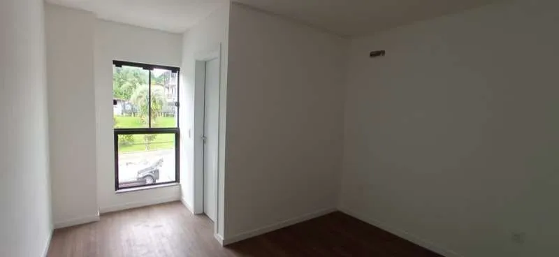 SOBRADO RESIDENCIAL Blumenau SC brasil — foto 2