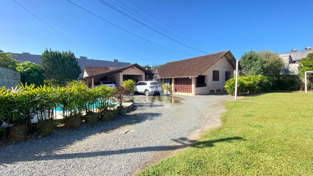 Terreno à venda no bairro Glória em Joinville, por R$ 1.400.000.00. - foto 1