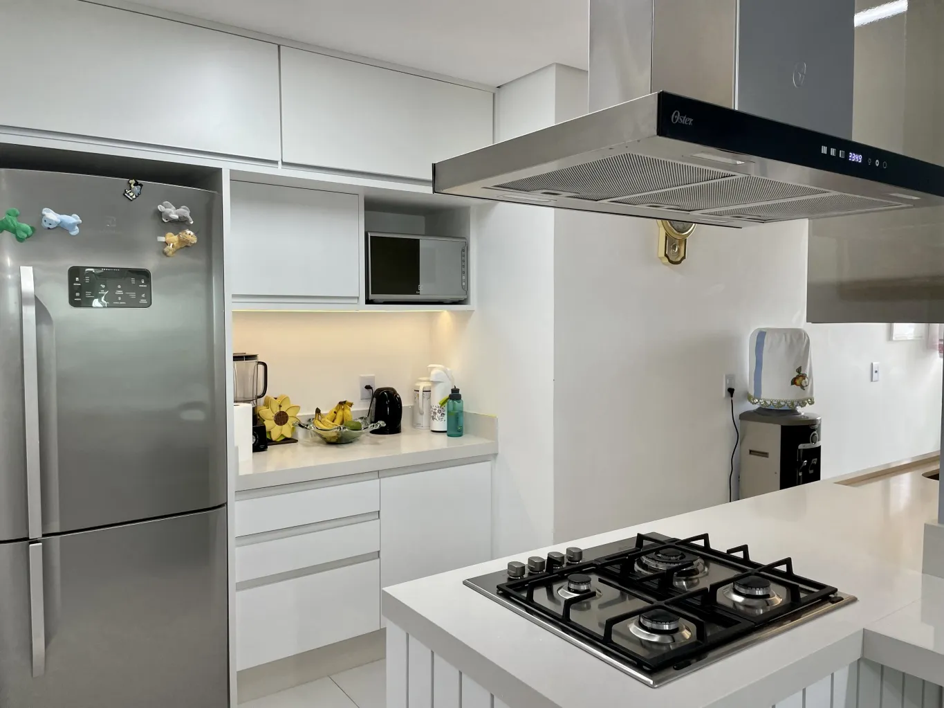 Apartamento com 4 quartos sendo duas suítes de frente para o mar em Piçarras — foto 4