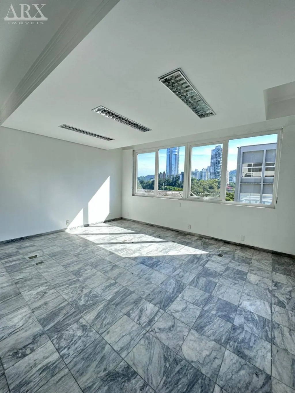 Sala comercial no Edifício Flamingo — foto 4