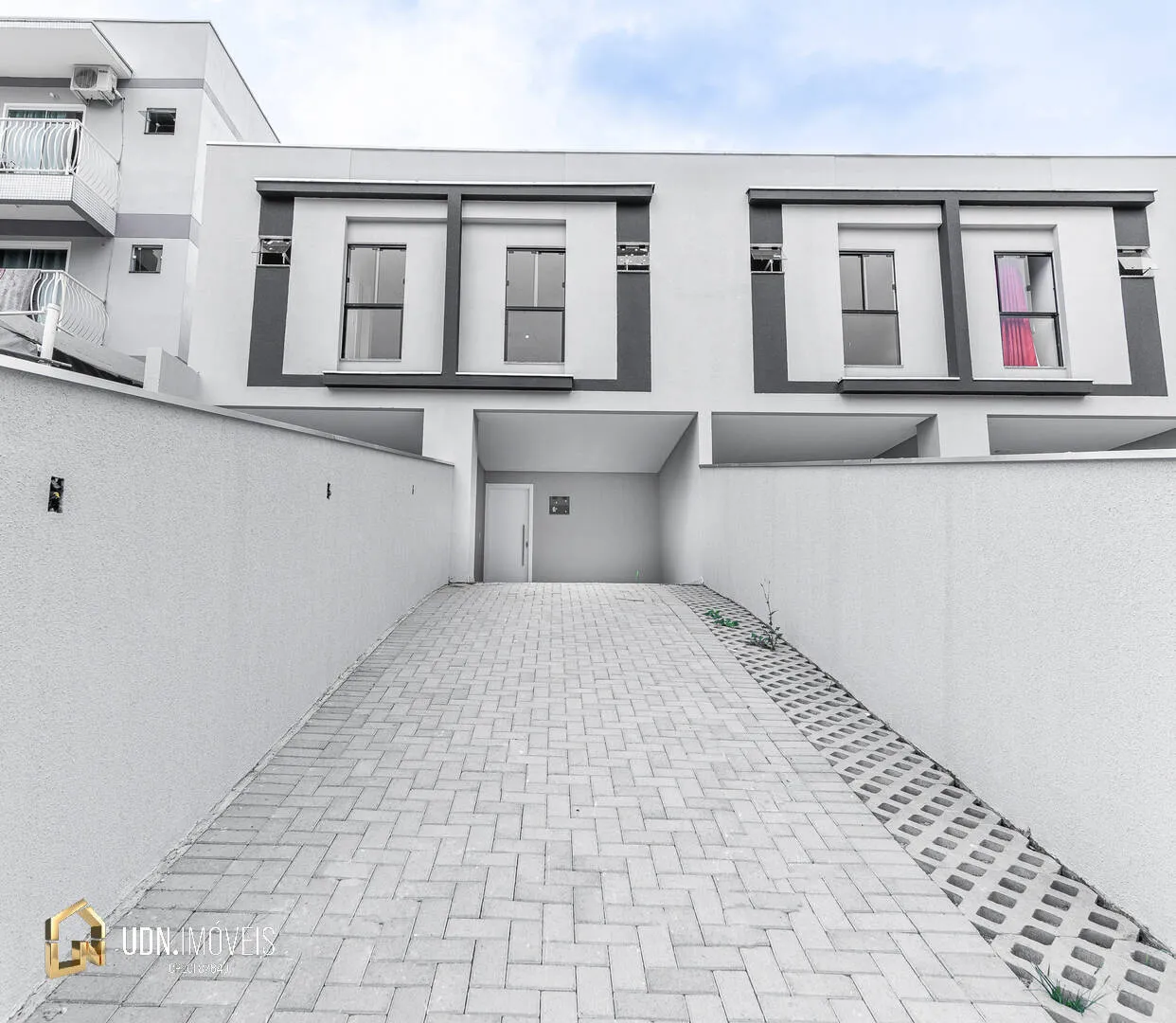 Sobrado Novo semimobiliado a venda no bairro Tribess, Blumenau - SC - foto 1