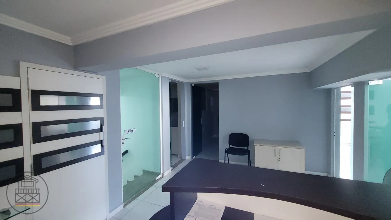 Sala Comercial no Centro de Blumenau - Localização Estratégica e Pronta para Uso! — foto 3
