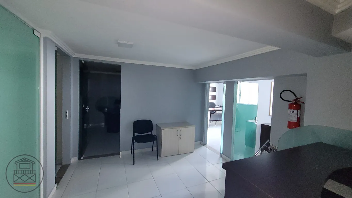Sala Comercial no Centro de Blumenau - Localização Estratégica e Pronta para Uso! — foto 4