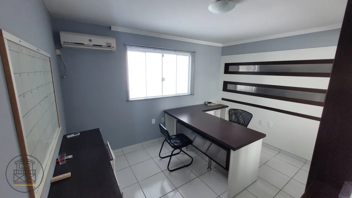 Sala Comercial no Centro de Blumenau - Localização Estratégica e Pronta para Uso! — foto 5
