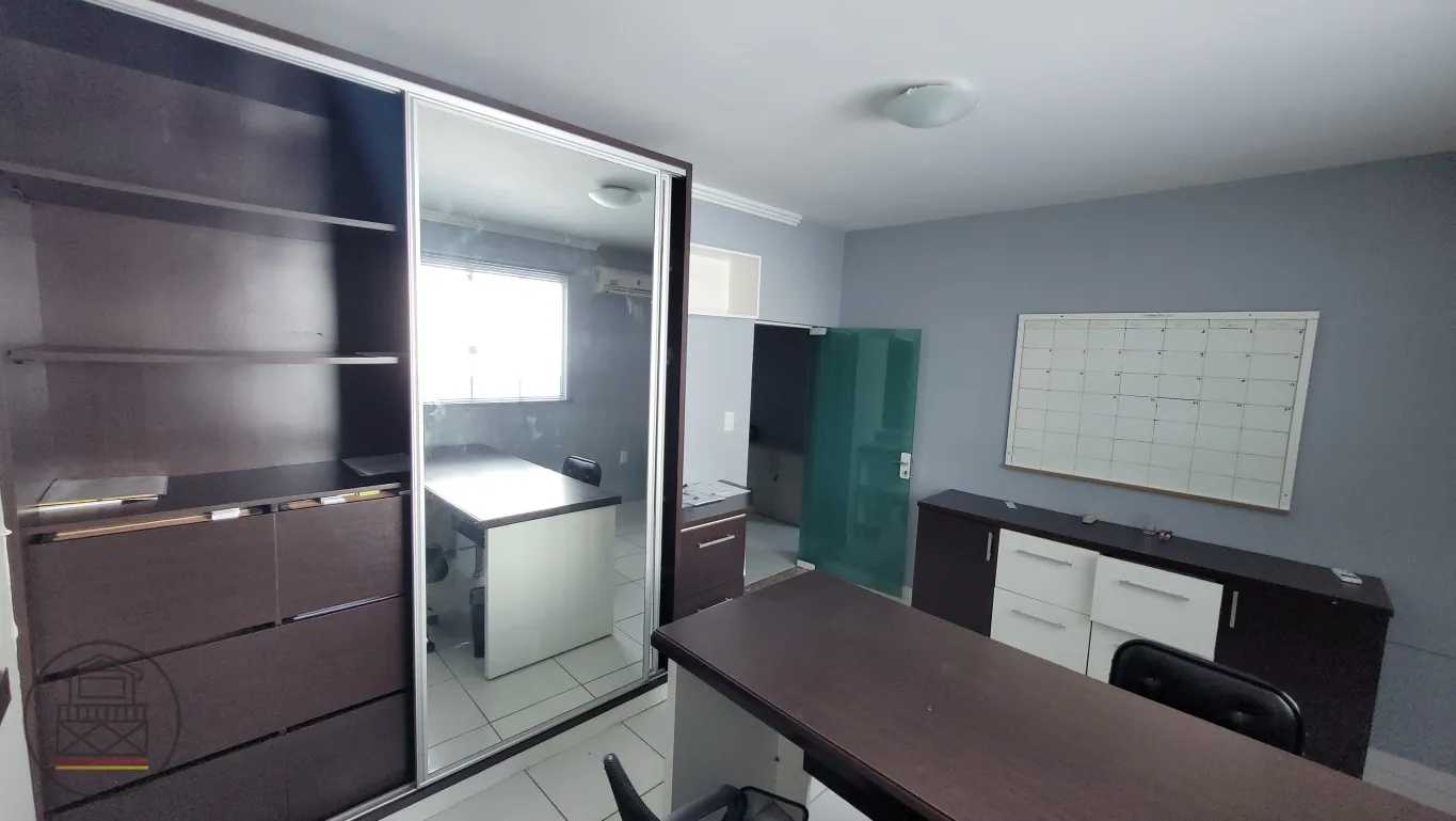 Sala Comercial no Centro de Blumenau - Localização Estratégica e Pronta para Uso! — foto 6