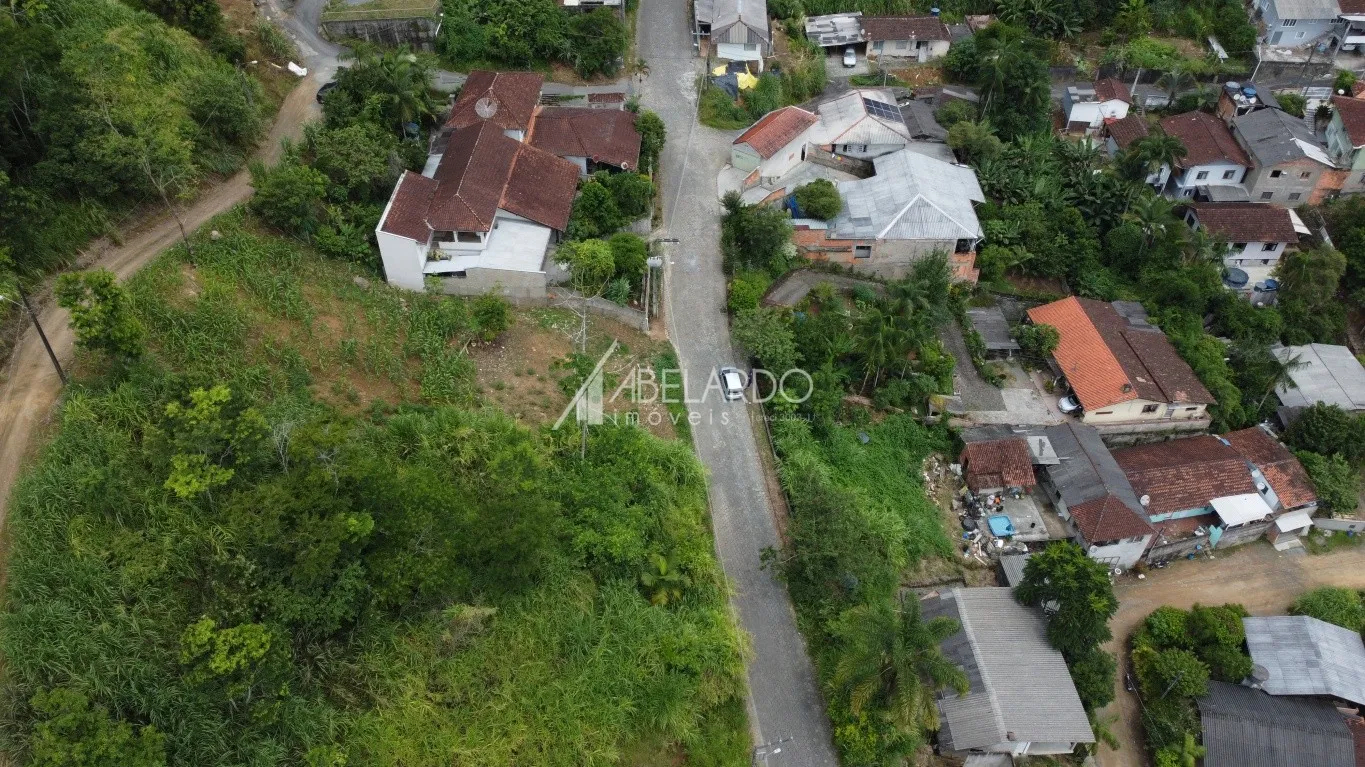 - ABELARDO IMÓVEIS - Terreno de 450 m, com fundos também tendo acesso a rua, no Salto Weissbach. — foto 4