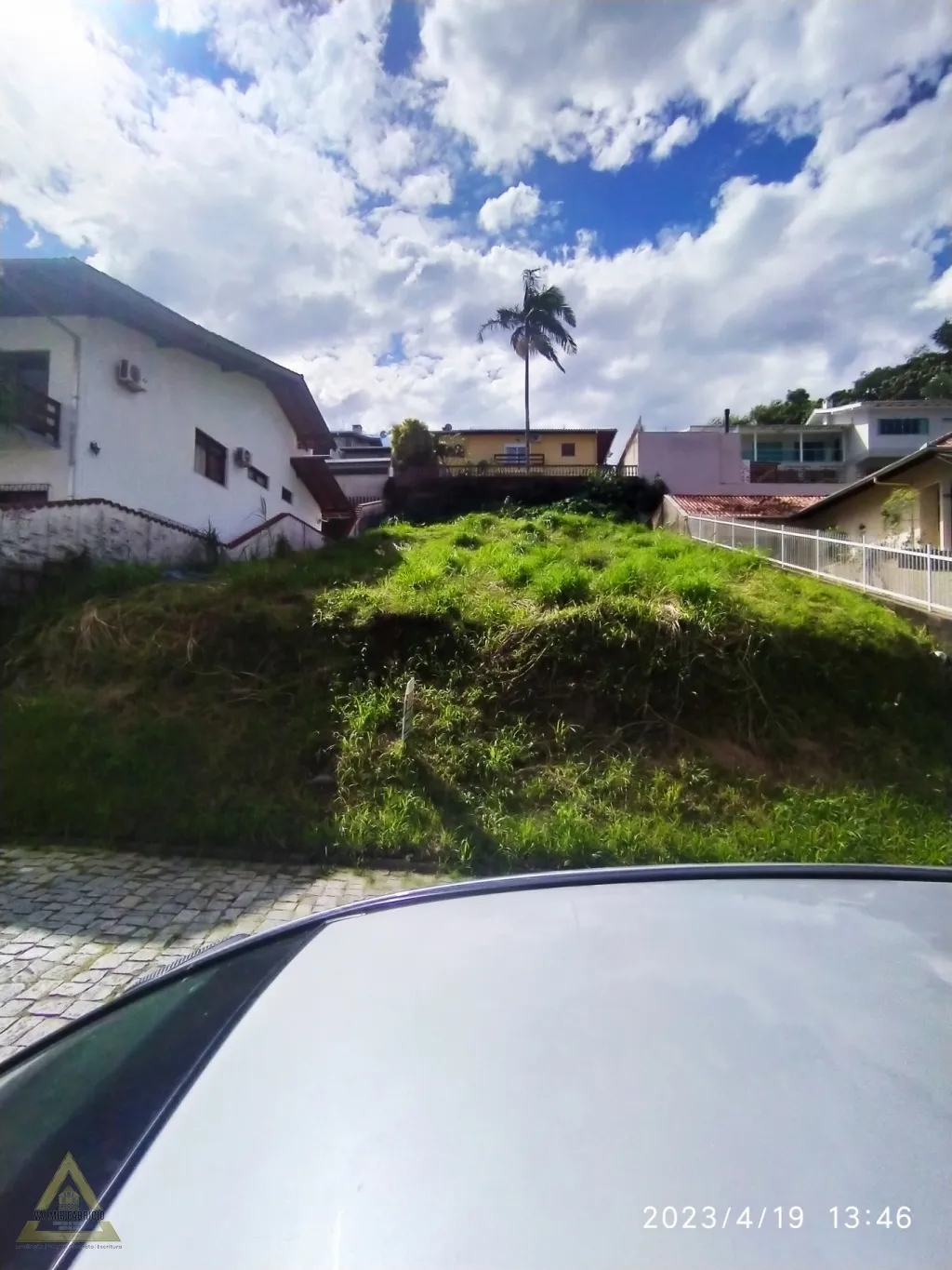 Procura-se famílias que busquem felicidade ou construtoras que busquem um ótimo investimento!!! — foto 2