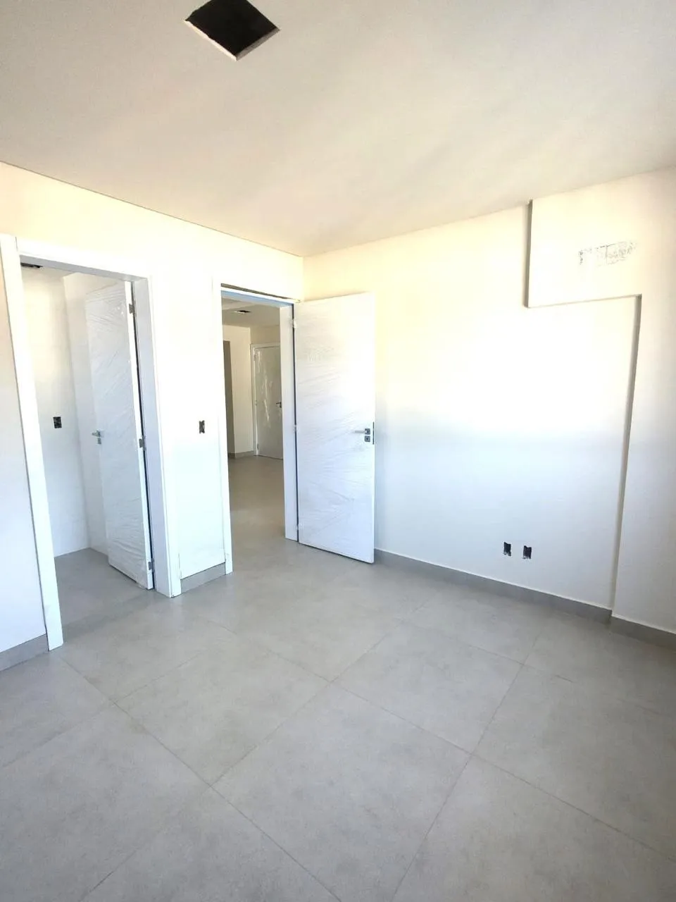 Apartamento com 3 quartos a 400 metros do mar em Balneário Piçarras — foto 5