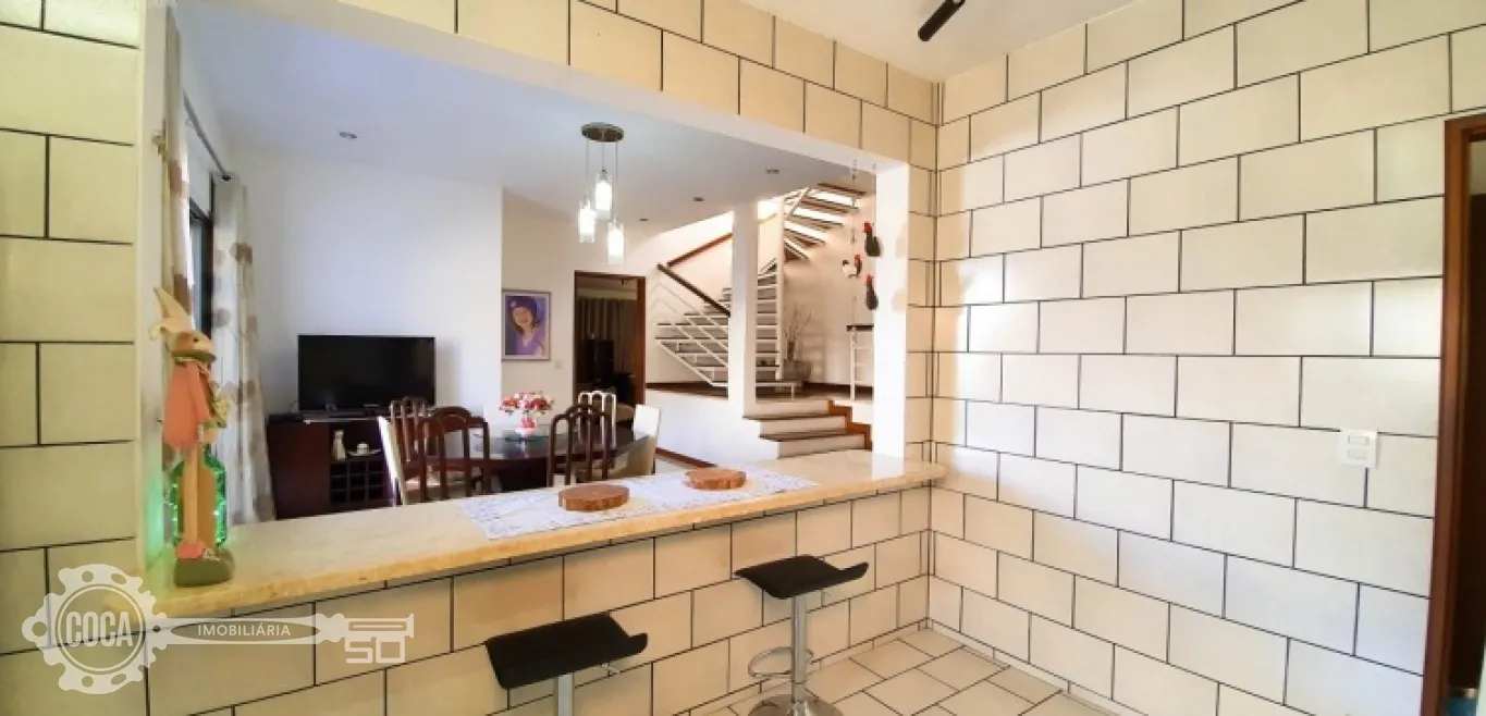 Venda Esplenderosa Casa no Bairro do Garcia em Blumenau — foto 4
