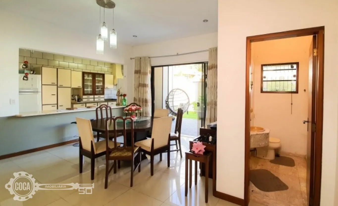 Venda Esplenderosa Casa no Bairro do Garcia em Blumenau — foto 6