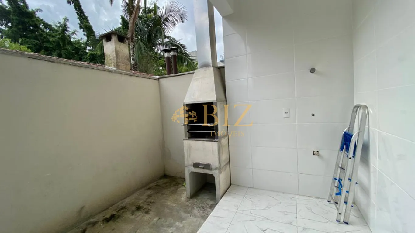 Excelente sobrado com cozinha planejada, com 2 amplos dormitórios, no Bairro Boa Vista. — foto 6