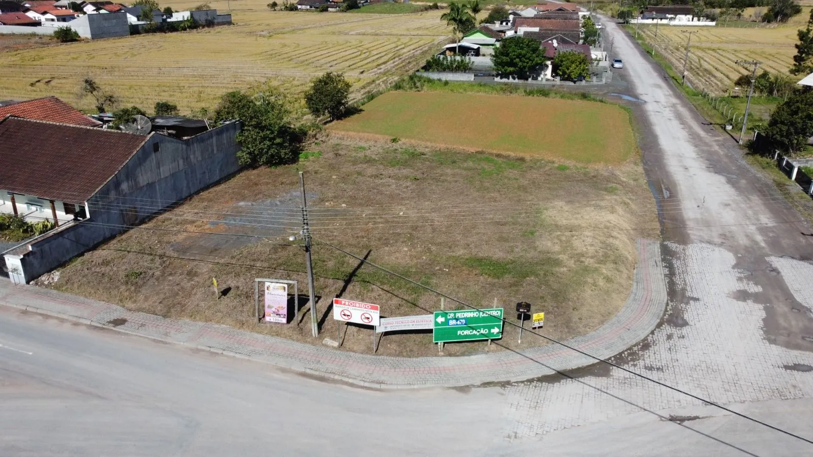 Terreno à venda no bairro Centro em Doutor Pedrinho/SC - foto 1