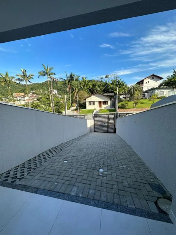 Sobrado com 2 suítes, no bairro Tribess — foto 6