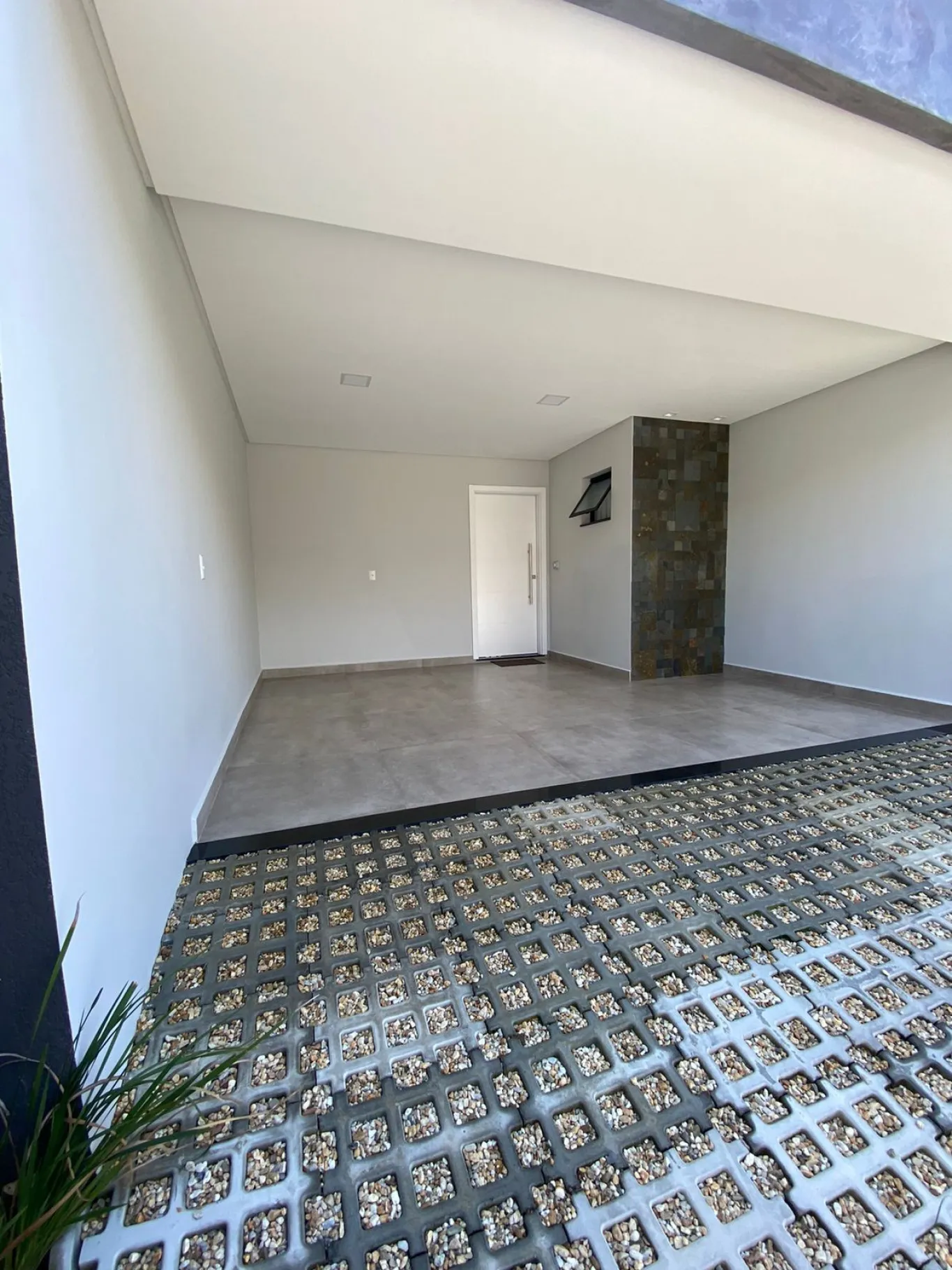 Sobrado com 2 suítes + 2 dormitórios e Jacuzzi em Balneário Piçarras — foto 2