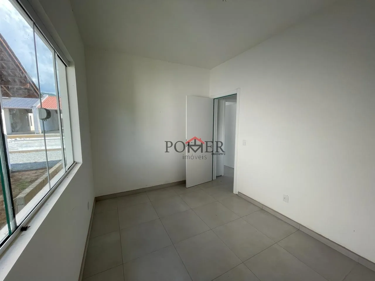 Lindas Casas Novas, no condomínio Residencial Ecohaus, com 2 dormitórios, com 97,49 m de área privativa, localizada no Bairro Pomerode Fundos, na cidade de Pomerode. — foto 5