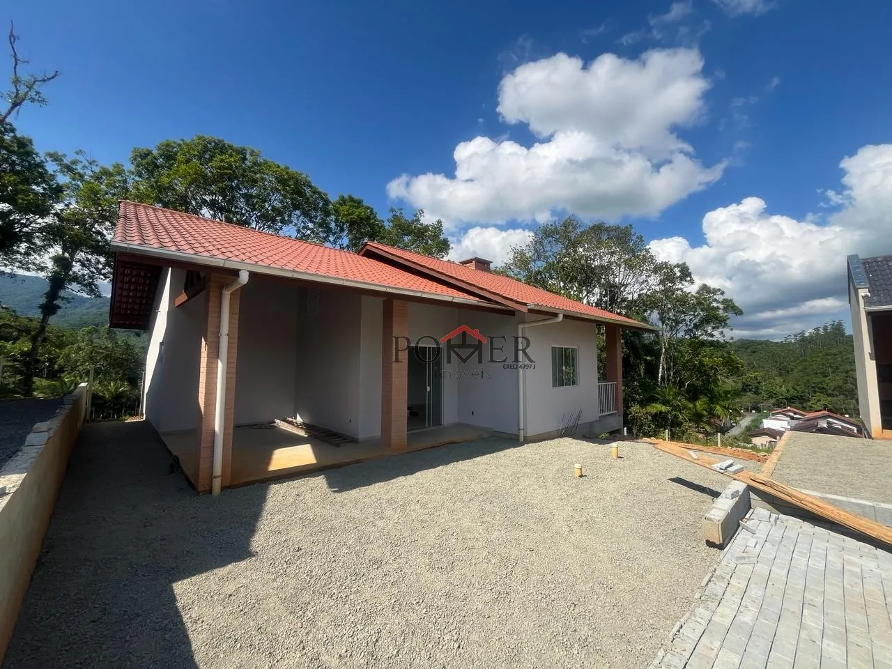 Lindas casas novas, no condomínio Residencial Ecohaus, com 3 dormitórios, com 122,17 m de área privativa, no Bairro Pomerode Fundos, na cidade de Pomerode. — foto 2