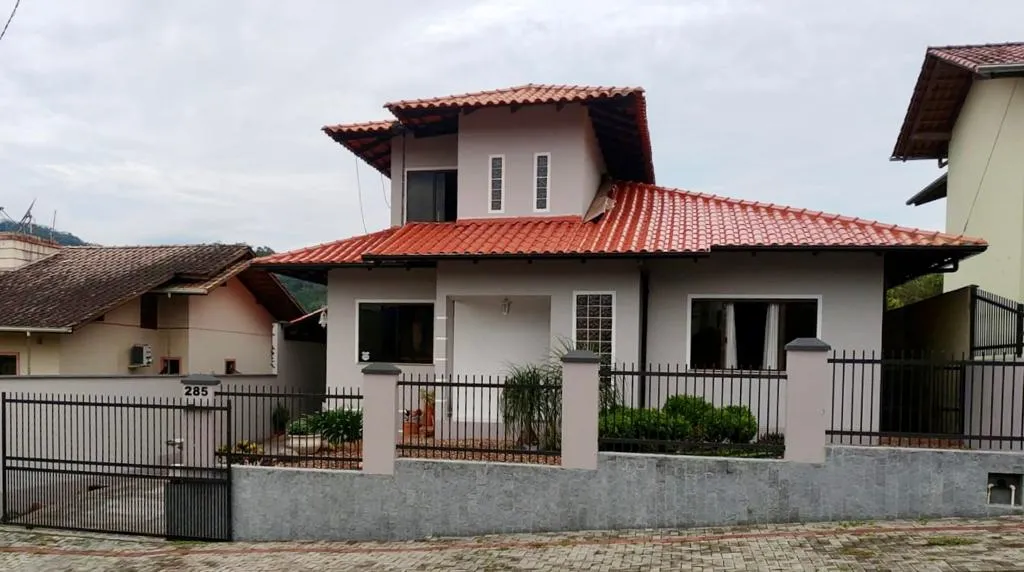 Casa com 3 dormitórios à venda no bairro Quintino em Timbó/SC - foto 1