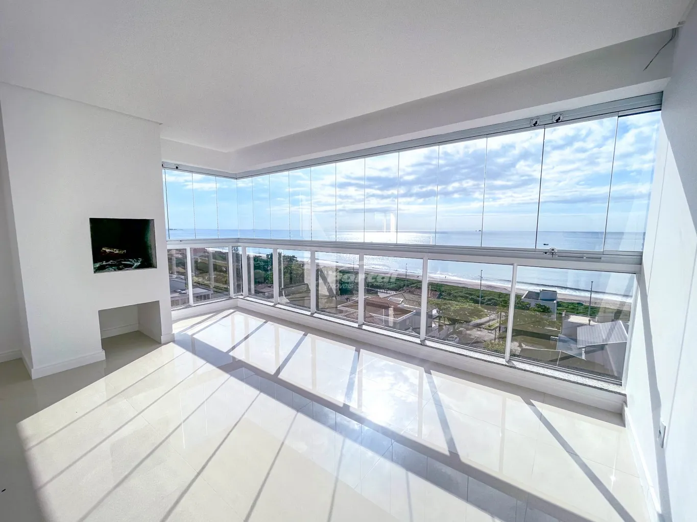 Excelente apartamento, com 3 suítes, localizado no bairro Itacolomi em Balneário Piçarras! — foto 4