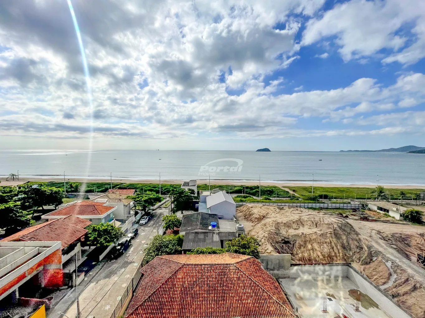 Excelente apartamento, com 3 suítes, localizado no bairro Itacolomi em Balneário Piçarras! — foto 6