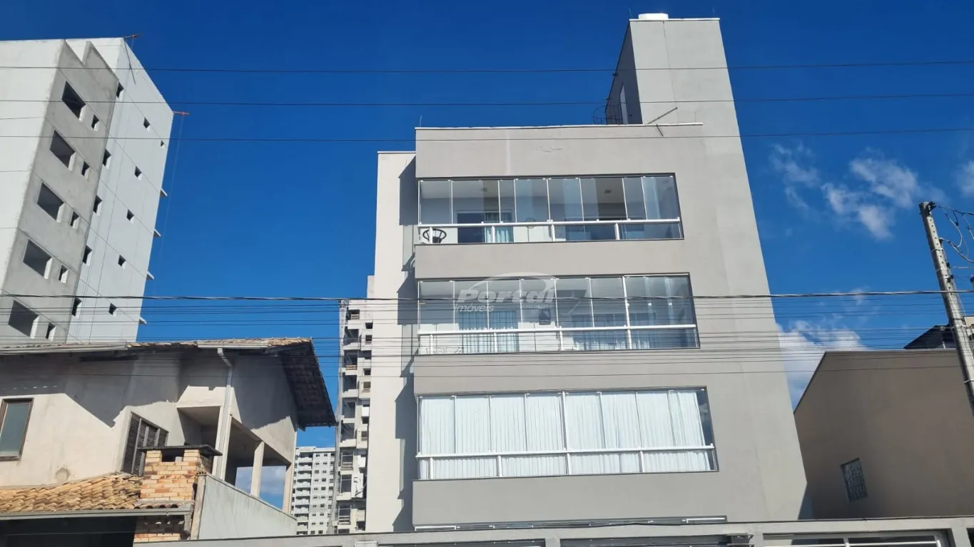 Excelente apartamento com 2 dormitórios, próximo a praia, no bairro Itacolomi em Balneário Piçarras! — foto 2