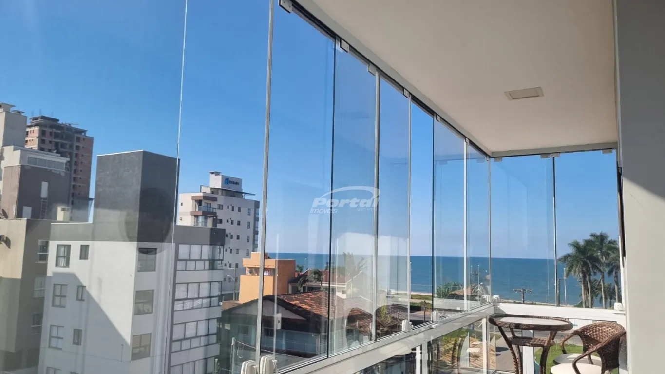 Excelente apartamento com 2 dormitórios, próximo a praia, no bairro Itacolomi em Balneário Piçarras! — foto 3