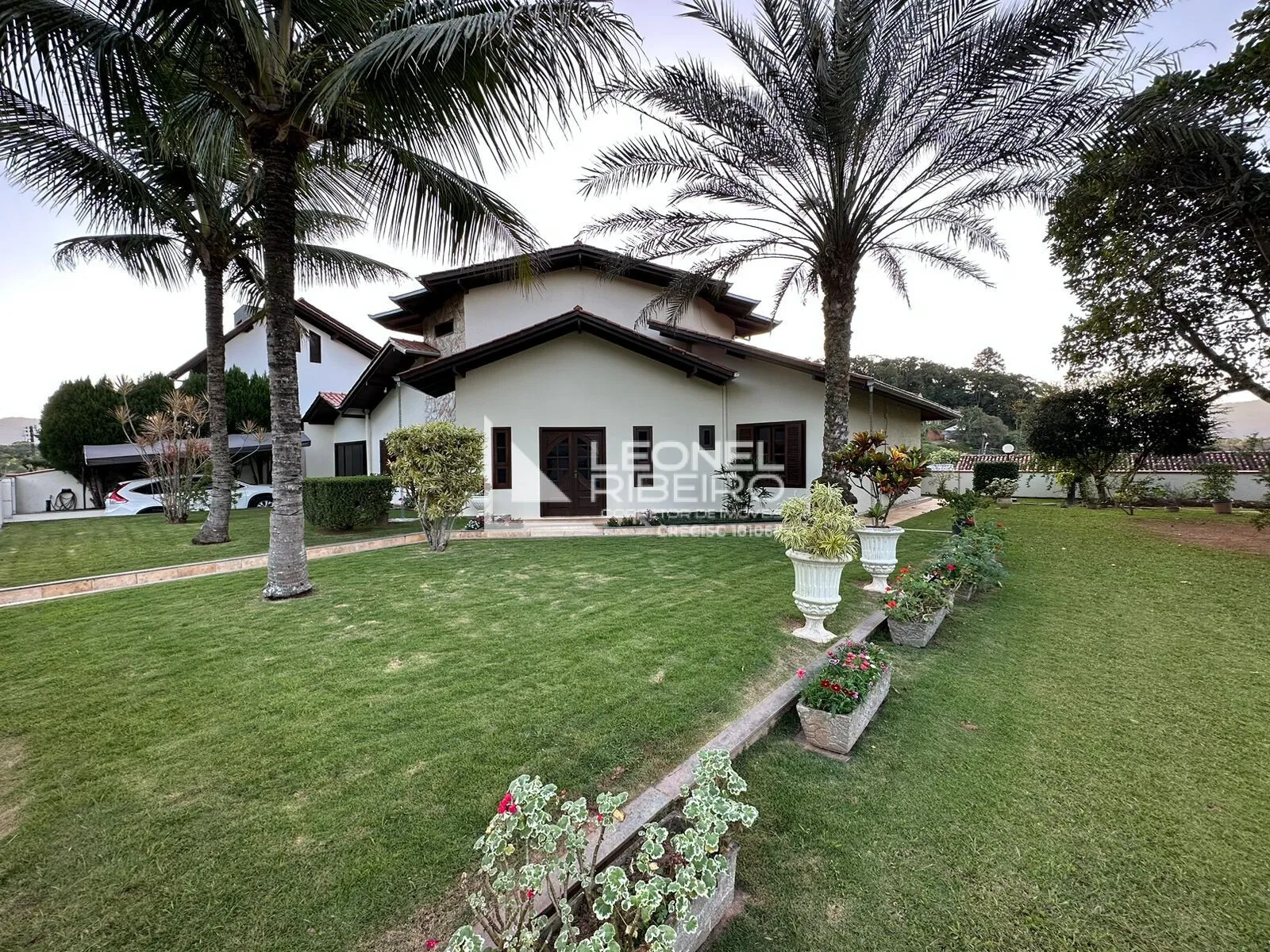 Casa com 3 dormitórios à venda no bairro das Capitais em Timbó/SC - foto 1