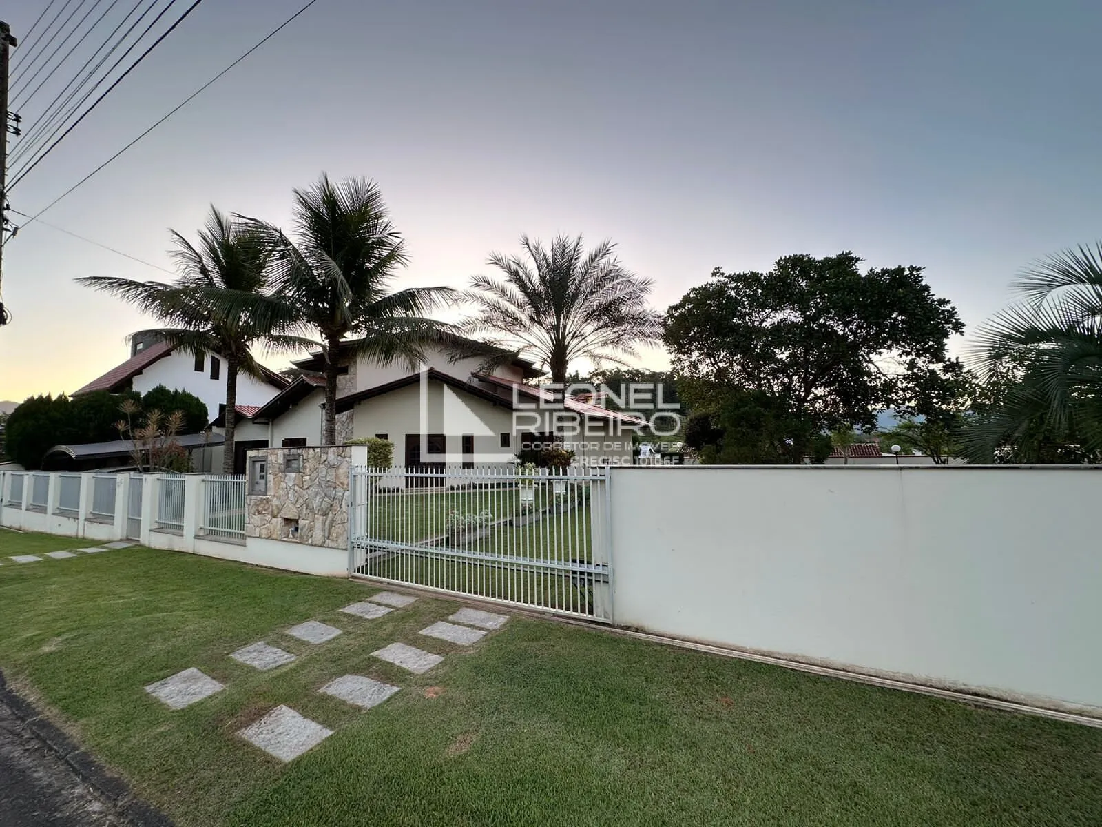 Casa com 3 dormitórios à venda no bairro das Capitais em Timbó/SC — foto 4