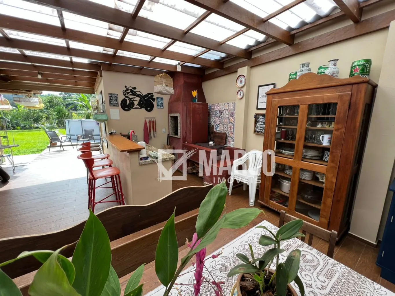 Linda casa com amplo quintal no Ribeirão Areia, em Pomerode. — foto 3