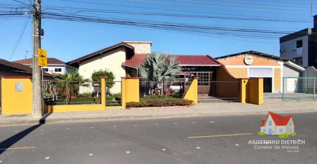 Residencia em Alvenaria C/Laje+Moveis Planejados+Area C/Churrasqueira+Piscina Completa e Terreno C/450m2 No Bairro Aventureiro! - foto 1